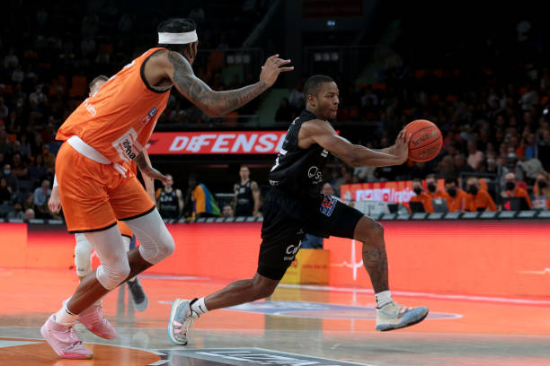 帮助他们更 帮助他们更