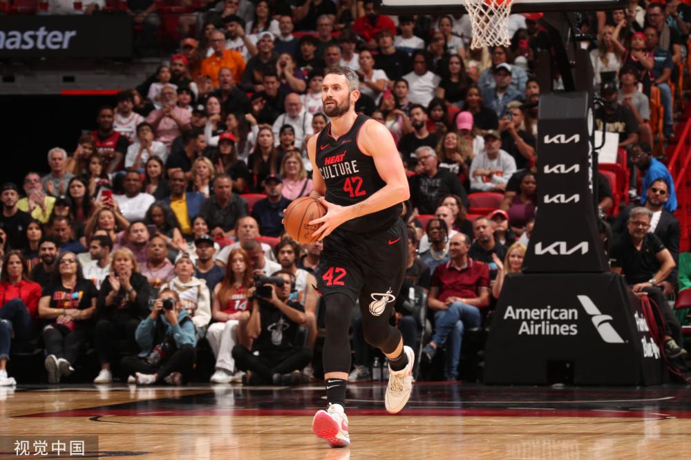 对于亚马尔 对于亚马尔